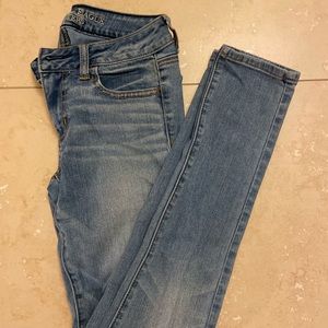 American Eagle skinny jeans